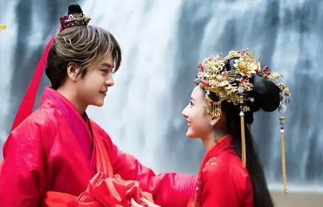 《夜天子》《东宫》等六部高口碑网剧播出后主演未获主流关注：相关图片