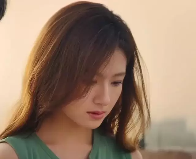 《喀什恋歌》央视收官口碑滑坡，李兰迪主演难挽叙事空洞：细节速览