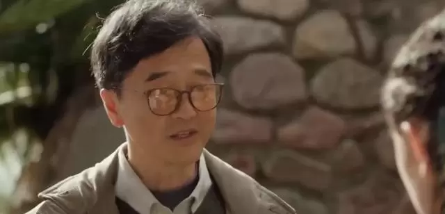 《黑夜告白》大结局揭晓梅叔死亡真相与徐萌乔素清姐妹关系：细节速览