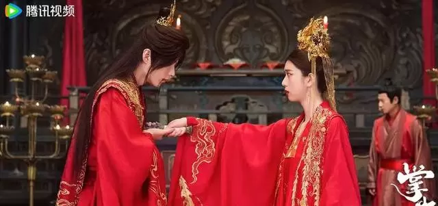 《无主之花》《掌中刃》等四部短剧成近期追剧热点：情报图