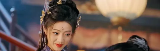《佳偶天成》左盈盈多次主动接触陆千桥动机成疑：细节速览